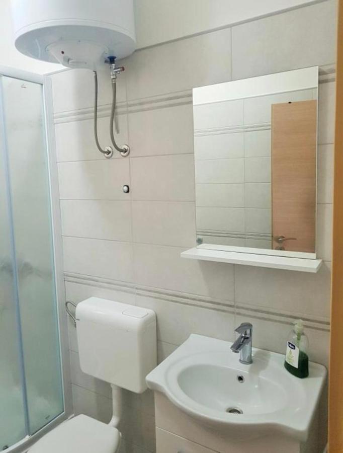 Apartmani Veronika Sukošan Buitenkant foto