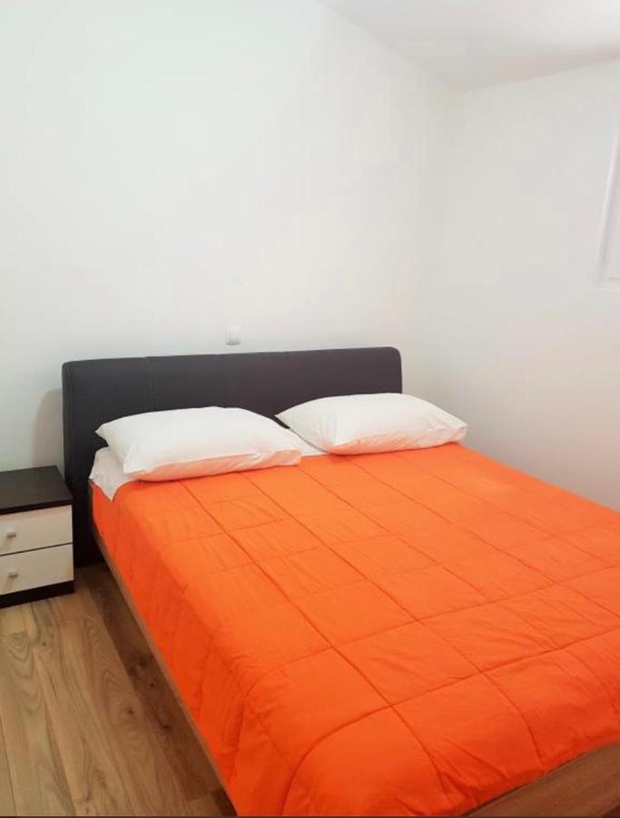 Apartmani Veronika Sukošan Buitenkant foto