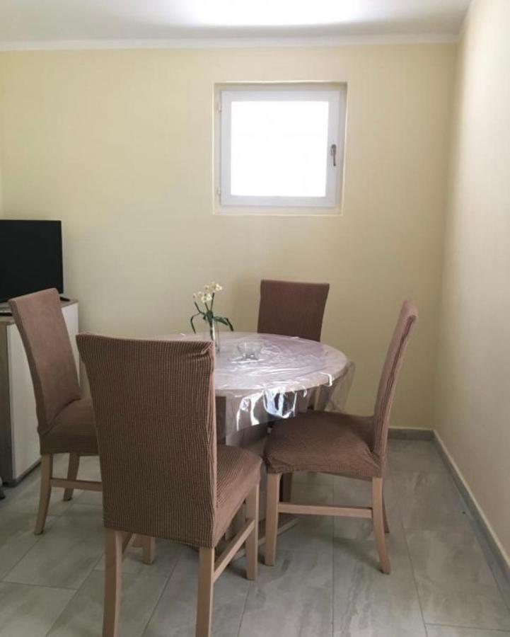 Apartmani Veronika Sukošan Buitenkant foto
